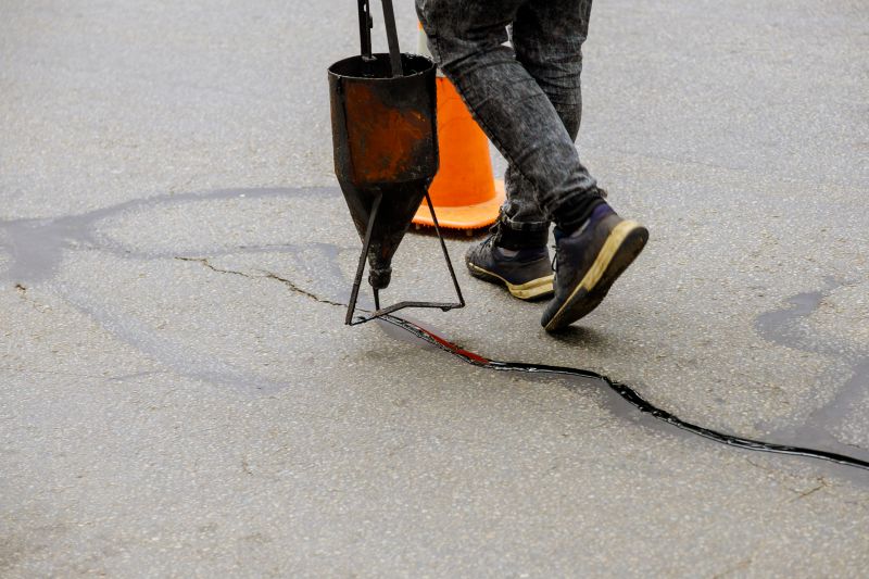 Asphalt Crack Sealing in Tampa, FL
